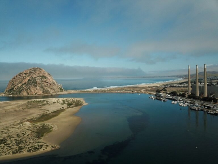 chimney beach parking