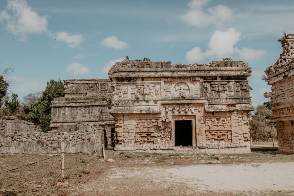 exploring-ancient-ruins-in-mexico-1582