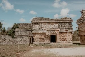 exploring-ancient-ruins-in-mexico-1582