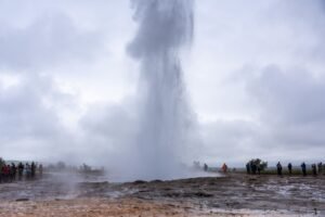 best-hot-springs-around-the-world-1615