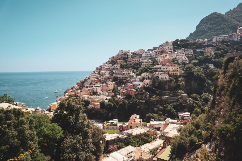 travel-guide-to-the-amalfi-coast-1836