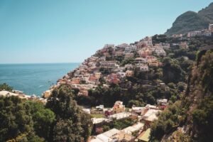 travel-guide-to-the-amalfi-coast-1836